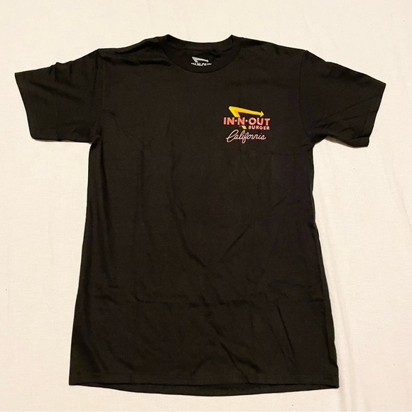 In N Out Burger California Hollywood Men's Black Shirt Small - Picture 2 of 16